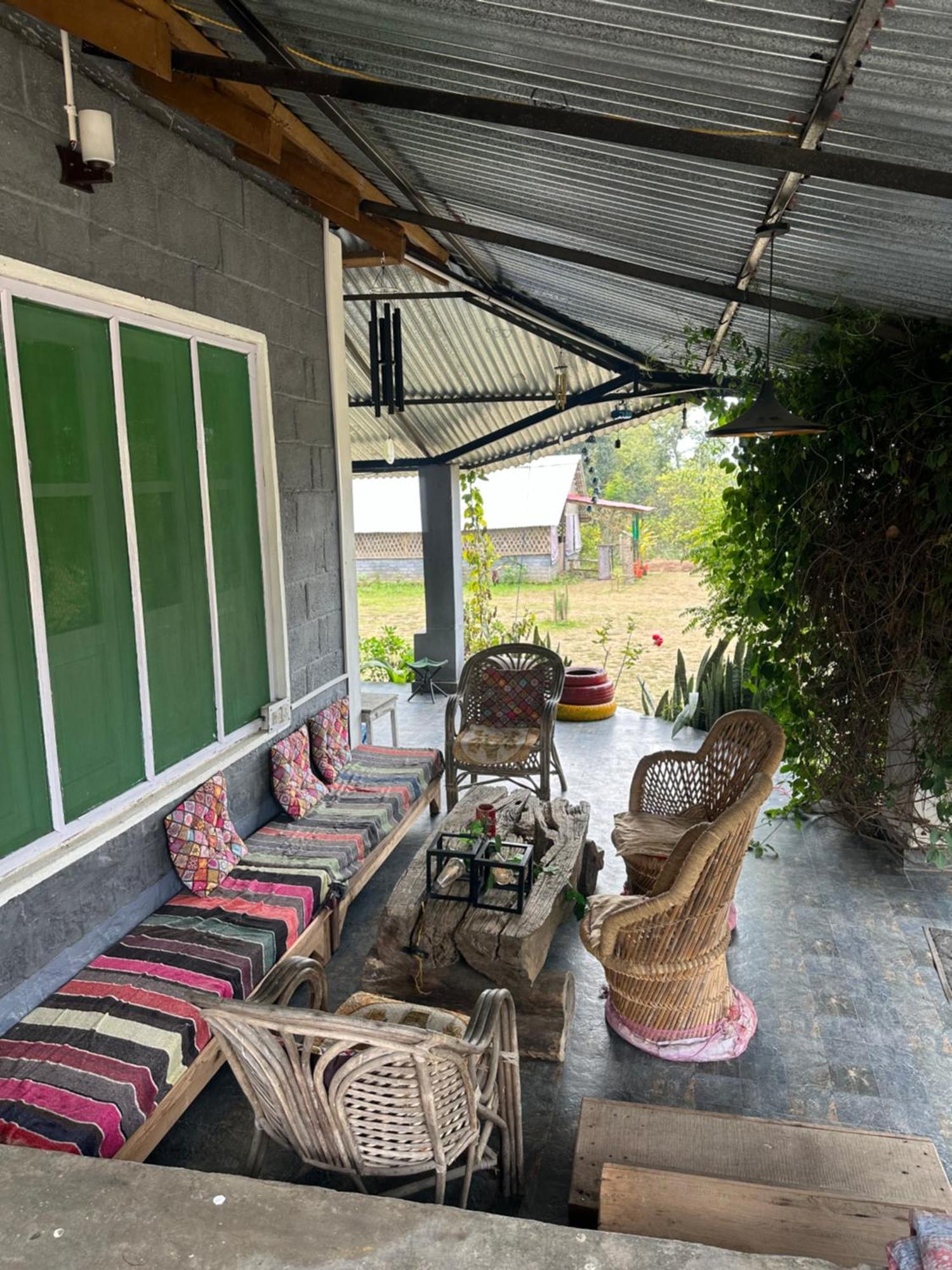 Albergue Dreamwoods A Travellers Farm Dharamshala Exterior foto