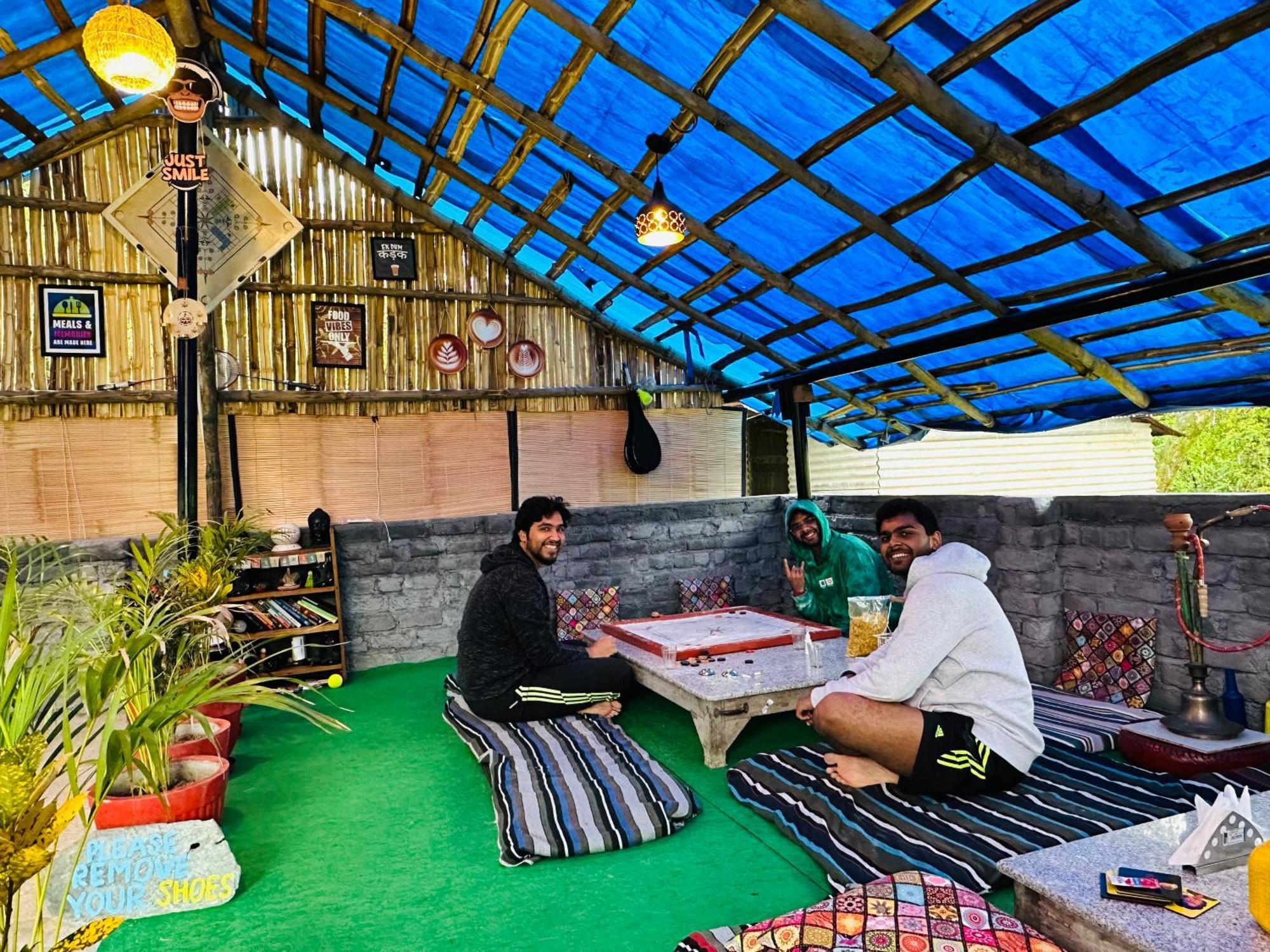 Albergue Dreamwoods A Travellers Farm Dharamshala Exterior foto