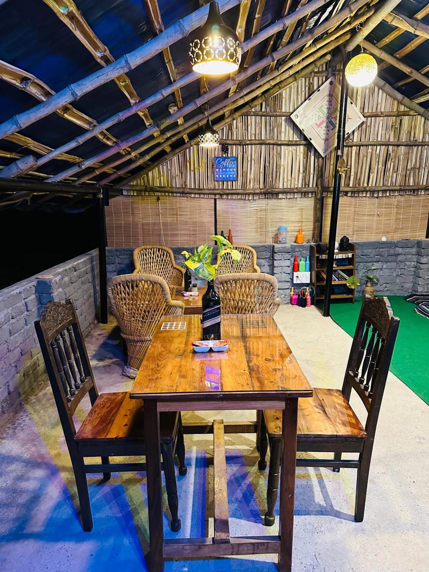 Albergue Dreamwoods A Travellers Farm Dharamshala Exterior foto